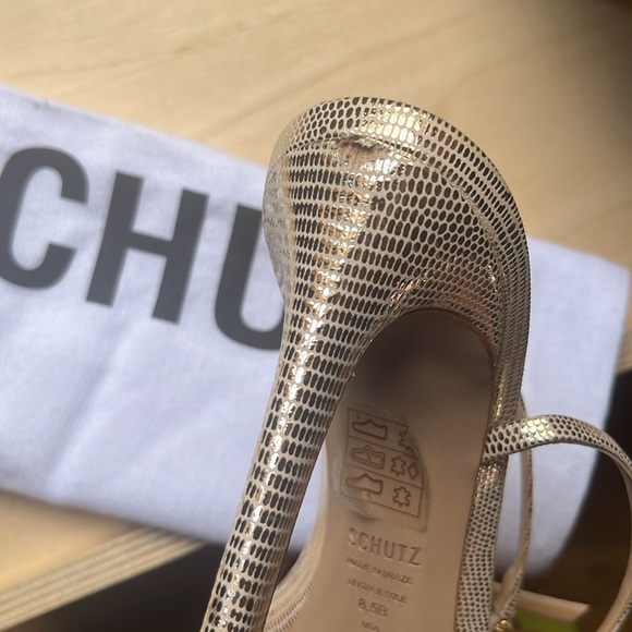 SCHUTZ Altina strap sandal 👡 - Picture 14 of 14